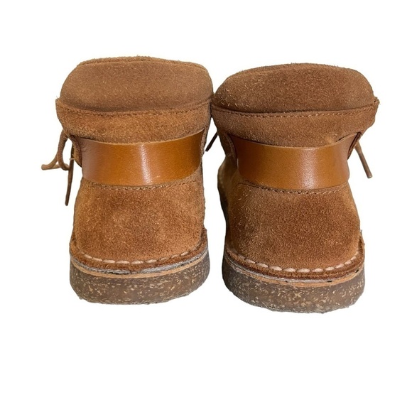 Euc Zara Baby Suede booties, tan colour, size 25 - Picture 4 of 10